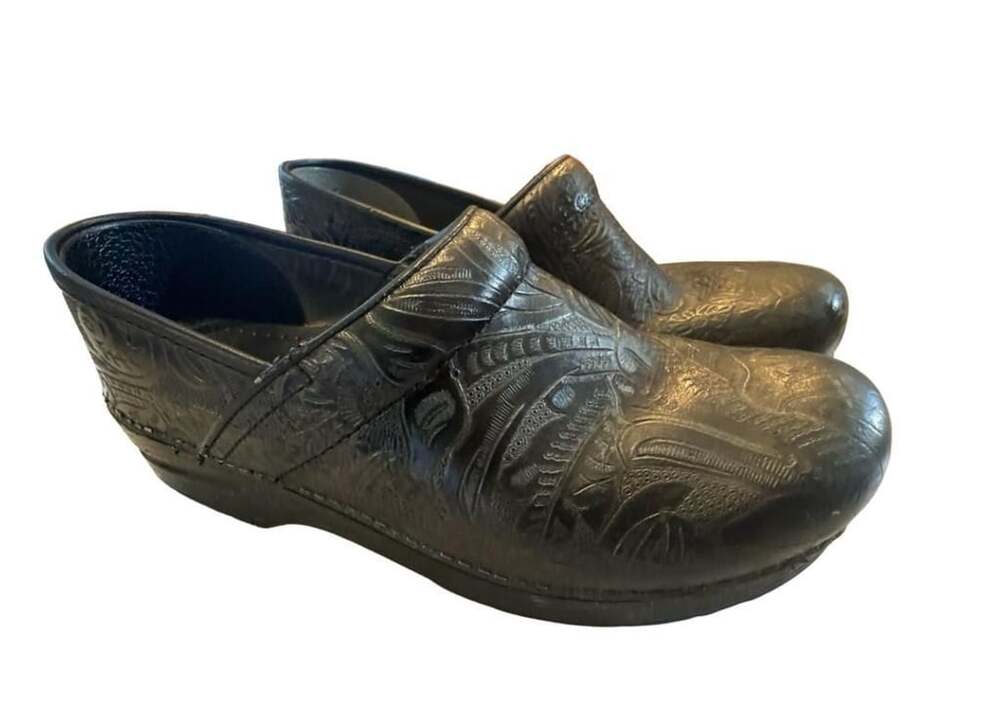 Dansko Professional Tooled Leather Clogs Size 39 Black Floral